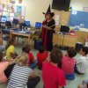 Halloween 2017 - História - Biblioteca - Conto do Halloween narrado pela Professora bibliotecária Aurélia Fernandes: "Desculpa... por acaso és uma bruxa?"